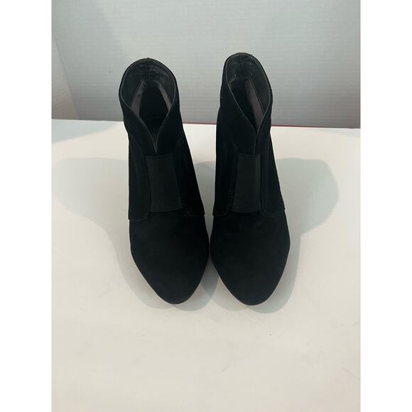 Adrienne Vittadini Women’s Black Suede Trippin Bootie Shoes Size 8M - Picture 2 of 10